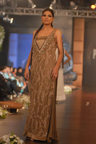 Sonia Azhar - PFDC L'Oreal Paris Bridal Week 2011 - Day 1