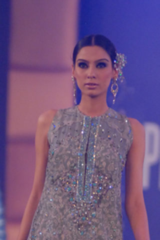 Sonia Azhar - PFDC L'Oreal Paris Bridal Week 2011 - Day 1