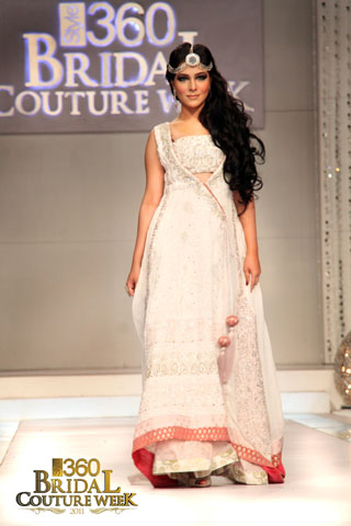 Zainab Sajid at Bridal Couture Week Day 2