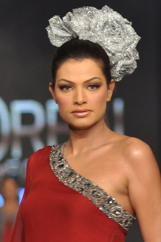AZZA Collection at PFDC L'Oreal Paris Bridal Week
