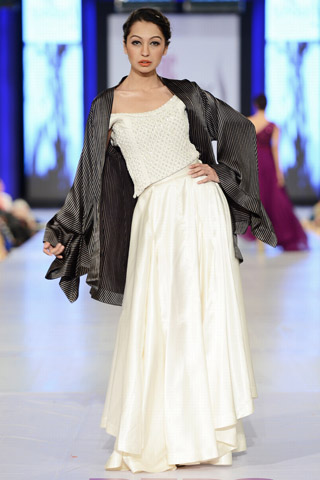 Adnan Pardesy Spring Collection at PFDC SFW 2013 Day 3