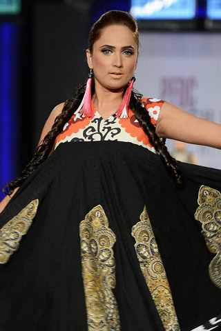 Akif Mahmood Collection at PFDC Sunsilk Fashion Week