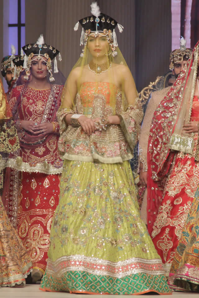 Ali Xeeshan 2014 TBCW Mugal-e-Azam Collection