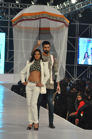 Ali Xeeshan APTMA Clothing Show Collection
