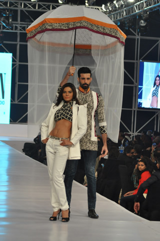 APTMA Clothing Show 2013 Ali Xeeshan Collection