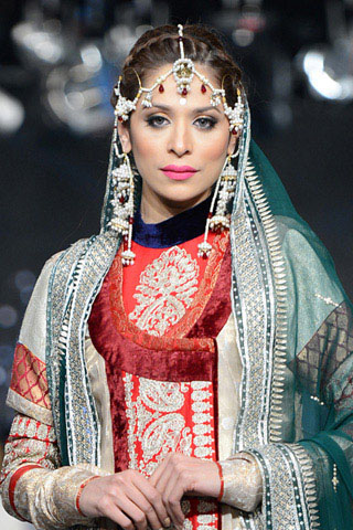 Ali Xeeshan Collection at L'Oreal Paris Bridal Week 2012
