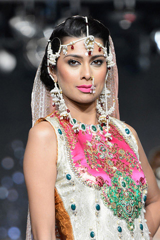 Ali Xeeshan Collection at L'Oreal Paris Bridal Week 2012