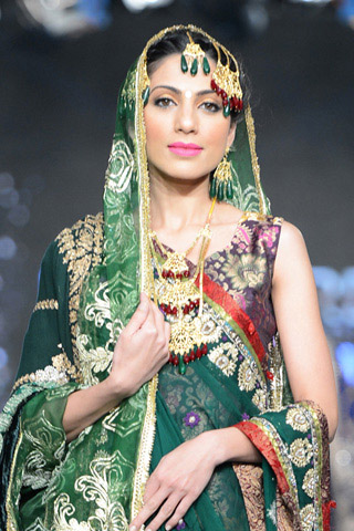 Ali Xeeshan Collection at L'Oreal Paris Bridal Week 2012
