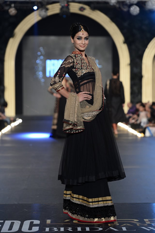 2013 PFDC Lâ€™Oreal Paris Asifa & Nabeel Collection