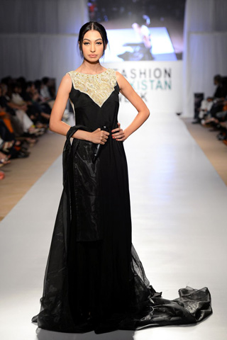 Ayesha Hassan Collection at FPW 2012 Day 1