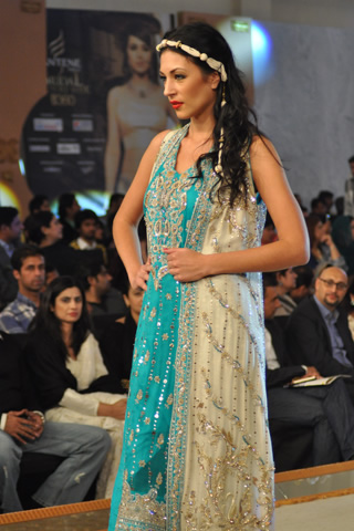 Ayesha Somaya 2013 PBCW Collection