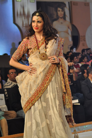 Ayesha Somaya 2013 PBCW Collection