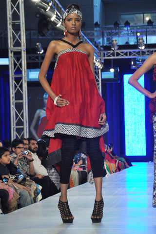 ChenOne at PFDC Sunsilk Fashion Week 2013 Day 1