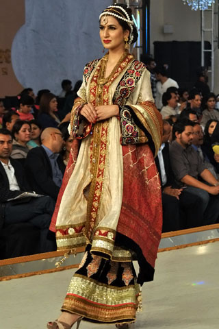 Deepak Perwani 2013 PBCW Collection