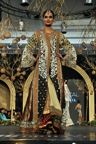 Elan Dresses at PFDC Lâ€™Oreal Paris Bridal Week 2013