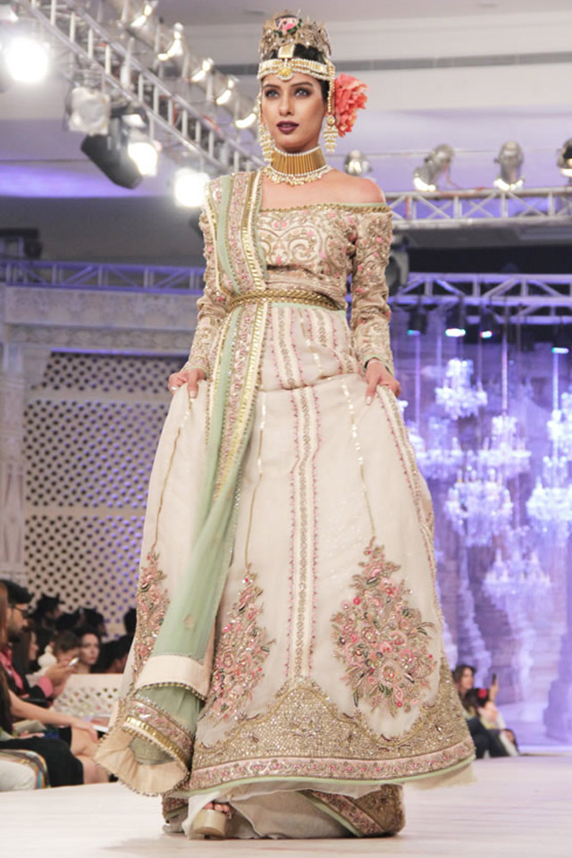 Fahad Hussayn at PFDC Lâ€™Oreal Paris Bridal Week 2014