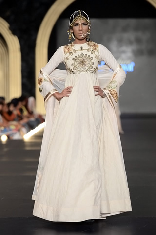 Fahad Hussayn at PFDC Lâ€™Oreal Paris Bridal Week 2013