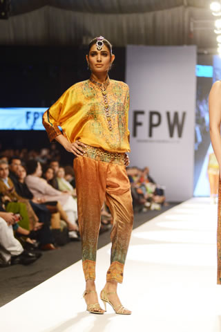 Gul Ahmed Lamis Digital Silk 2014 Spring Collection