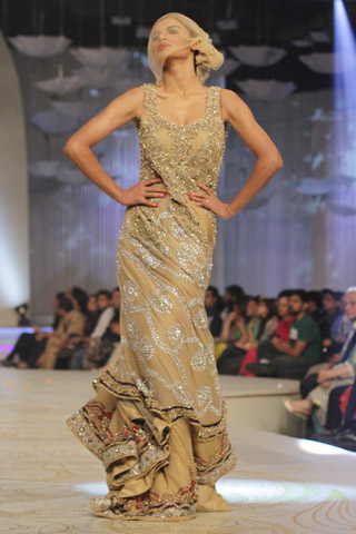 HSY 2013 Collection at Pantene Bridal Couture Week