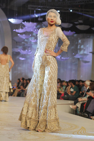 HSY 2013 Collection at Pantene Bridal Couture Week