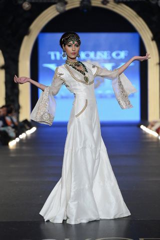 House of Kamiar Rokni 2013 PFDC Lâ€™Oreal Paris Collection