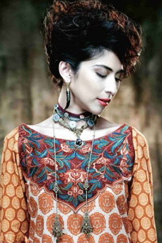 JJ Valaya & Five Star Launch Debut Lawn Collection 2013
