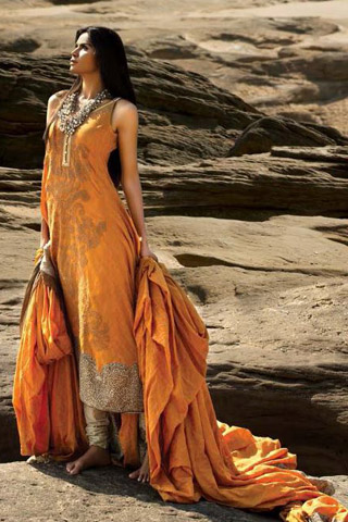 Latest Summer Lawn Collection 2013 by Sana Safinaz