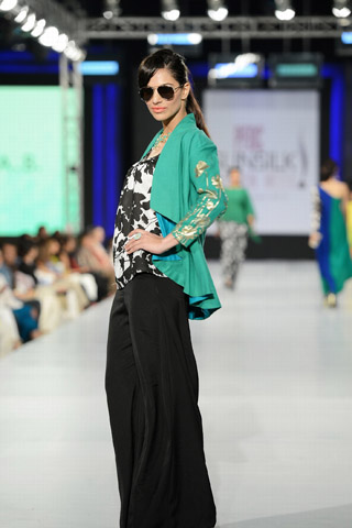 PFDC Sunsilk Fashion Week 2013 Collection By Maria B.