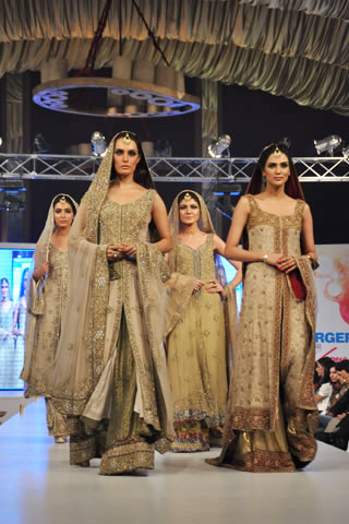 Spring Mehdi Berger Color Vogue Fashion Show Collection