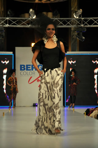 Fahad Hussayn Berger Color Vogue Fashion Show Collection