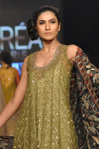 Misha Lakhani Collection at L'Oreal Paris Bridal Week 2012