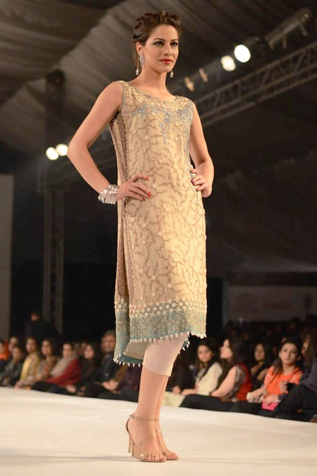 Nayna 4D Fashion Show 2014