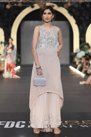 Nickie Nina Latest 2013 PFDC Lâ€™Oreal Paris Collection