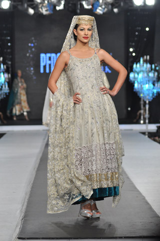 Nida Azwer Collection at L'Oreal Paris Bridal Week 2012 Day 4