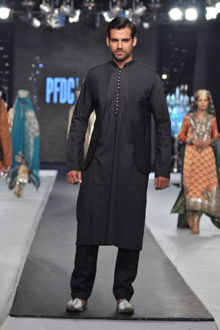 Nida Azwer Collection at L'Oreal Paris Bridal Week 2012 Day 4
