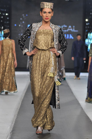 Nida Azwer Collection at L'Oreal Paris Bridal Week 2012 Day 4