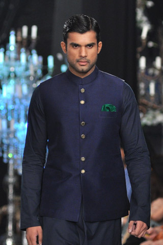 Nida Azwer Collection at L'Oreal Paris Bridal Week 2012 Day 4