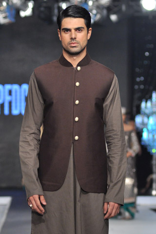 Nida Azwer Collection at L'Oreal Paris Bridal Week 2012 Day 4