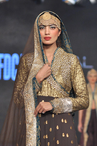 Nida Azwer Collection at L'Oreal Paris Bridal Week 2012 Day 4