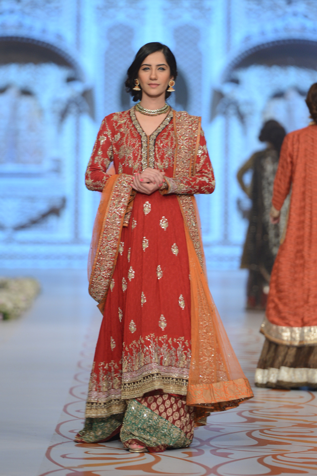 Nida Azwer Bridal Collection at PBCW 14 Day 3