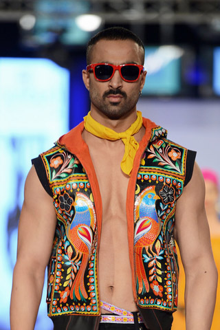 Rizwan Beyg Collection at PFDC Sunsilk Fashion Week