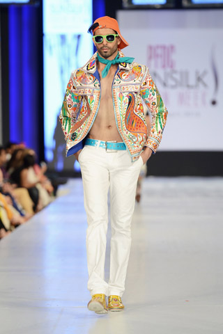 Rizwan Beyg Collection at PFDC Sunsilk Fashion Week Day 3