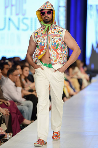 Rizwan Beyg Collection at PFDC Sunsilk Fashion Week Day 3