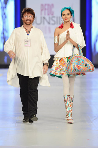 Rizwan Beyg Collection at PFDC Sunsilk Fashion Week Day 3