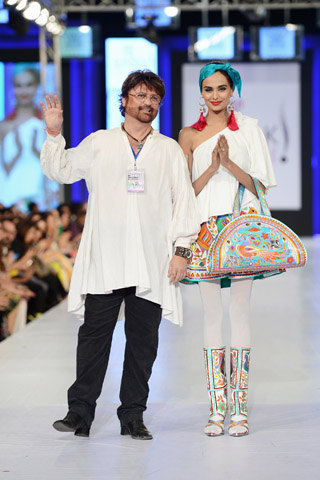 Rizwan Beyg Collection at PFDC Sunsilk Fashion Week Day 3