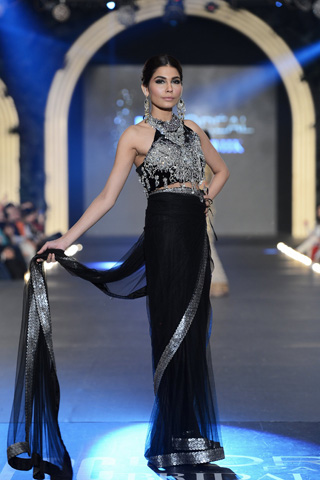 Sana Safinaz Formal Bridal PFDC Lâ€™Oreal Paris Collection