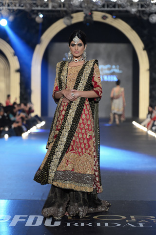 PFDC Lâ€™Oreal Paris 2013 Formal Bridal Sana Safinaz Collection