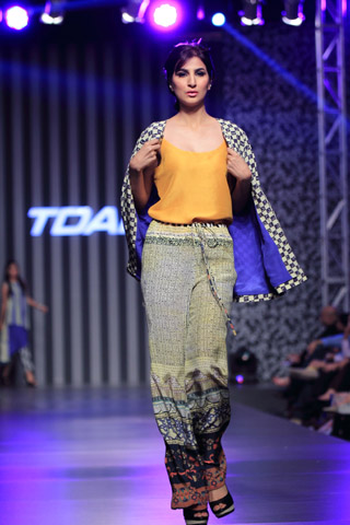 Autumn 2013 Sania Maskatiyaâ€™s Hanza Collection