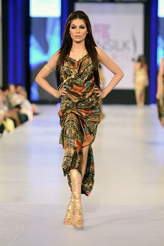 Shehla Chatoor Collection at PFDC Sunsilk Fashion Week Day 2
