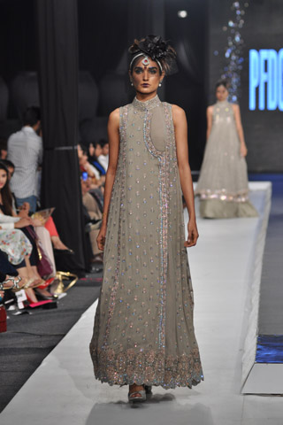 Sonia Azhar Collection at LPBW 2012 Day 1